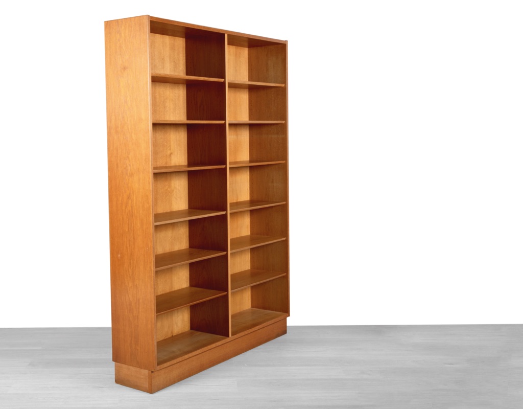Mid century modern Carlo Jensen Hundevad Mobelfabrik bookshelf Danish 1960s European oak Brazilian Rosewood plinth base adjustable shelves double bookcase depth 31cm