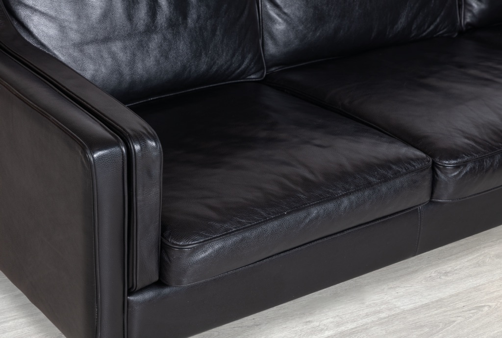 Mid century modern Danish vintage black leather three seater couch sofa by Skipper Denmark original Scandinavian seating Stouby Skipper Mogens Hansen Grant Mobler Side Arms