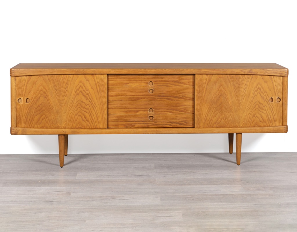 Mid century modern H.W. Klein sideboard Bramin Mobler credenza Danish vintage 1960s European oak teak original Scandinavian storage exposed finger join detail