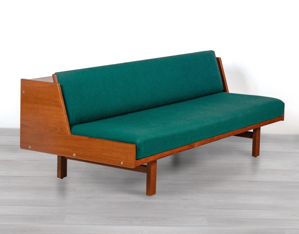 Hans J. Wegner GE258 Daybed Getama Denmark Danish Vintage 1960s Mid Century Modern Sofa Bed Teak Original Wool Iconic