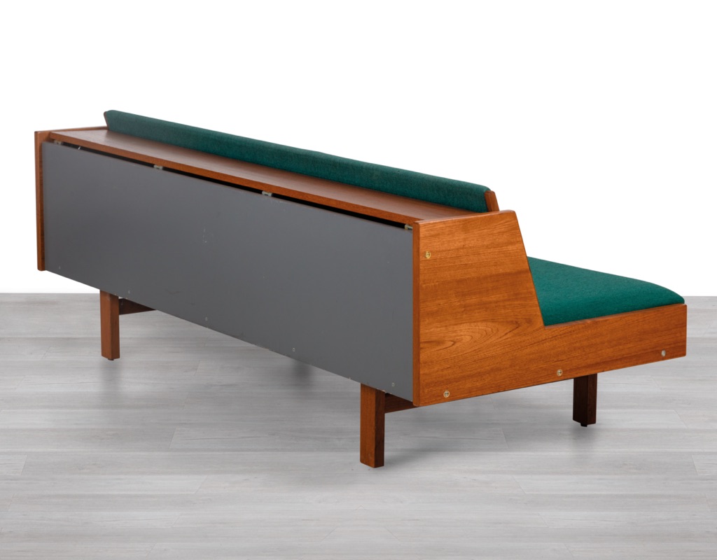 Hans J. Wegner GE258 Daybed Getama Denmark Danish Vintage 1960s Mid Century Modern Sofa Bed Teak Original Wool Rear Shelf