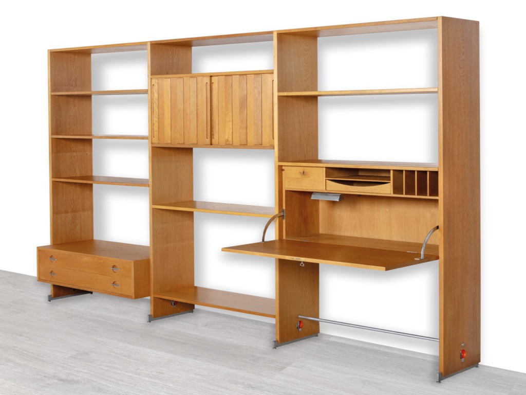 Hans J. Wegner RY100 RY Mobler Mid century Modern Shelving System Bookshelf Room Divider Danish 1960s European Oak Modular Freestanding Storage Original Scandinavian Design Denmark Steel Feet Bureau Desk Light
