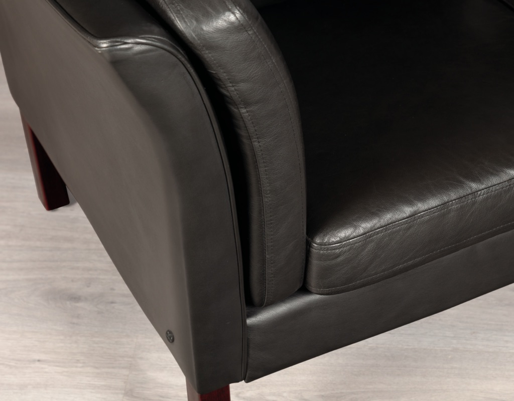 Hurup sofa couch Danish mid century modern vintage leather two seater seating black leather Scandinavian design patina Mobelfabrik arm detail