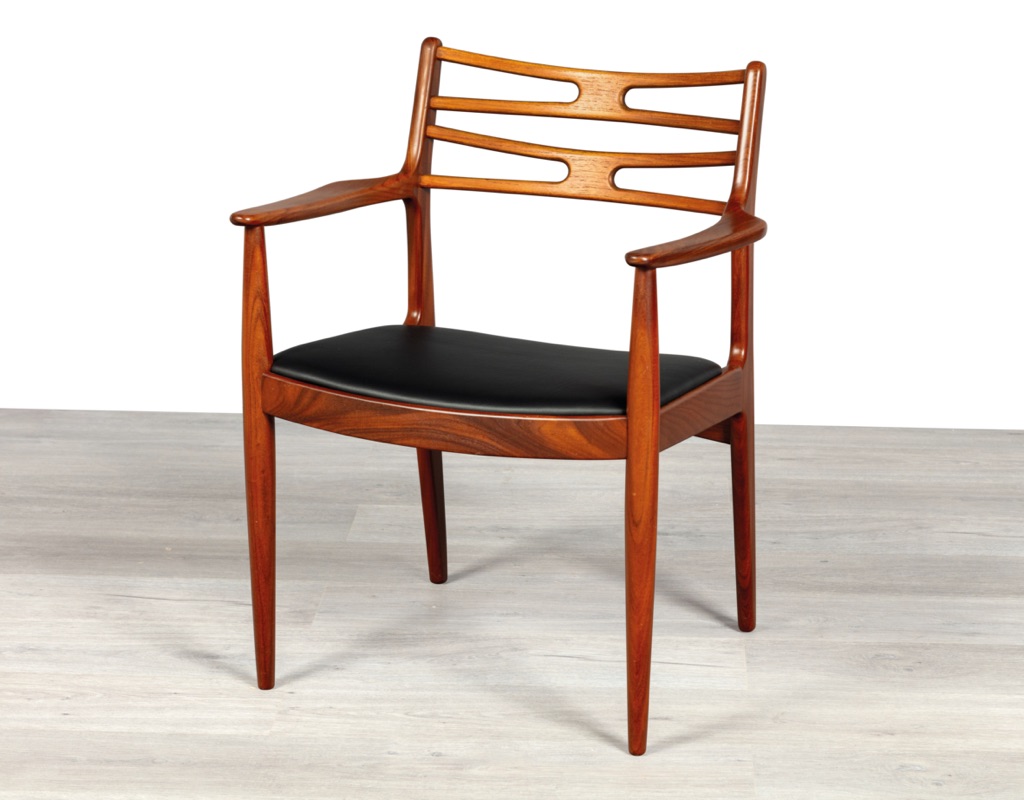 Johannes Andersen dining chairs Model 101 mid century modern Danish 1960s Vamo Sonderborg seating dining room furniture teak Scandinavian original design