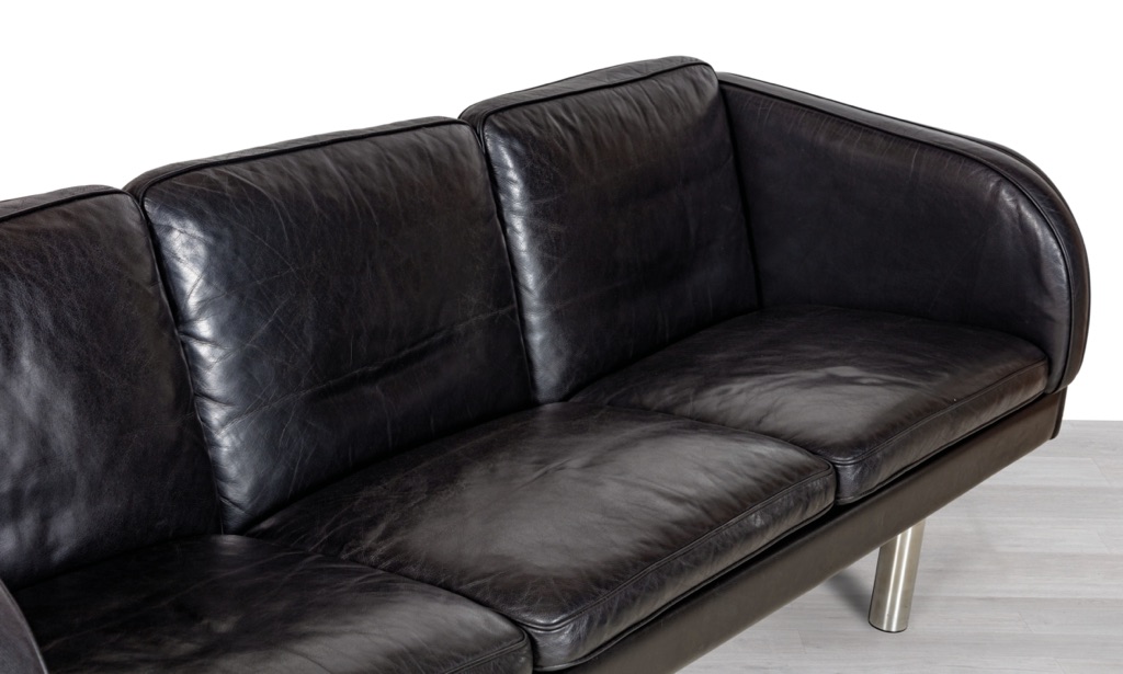 Jorgen Gammelgaard Model EJ20 Sofa Erik Jorgensen Mobelfabrik Black Leather Couch Chrome Legs Danish Vintage 1980s Scandinavian Design Three Seater