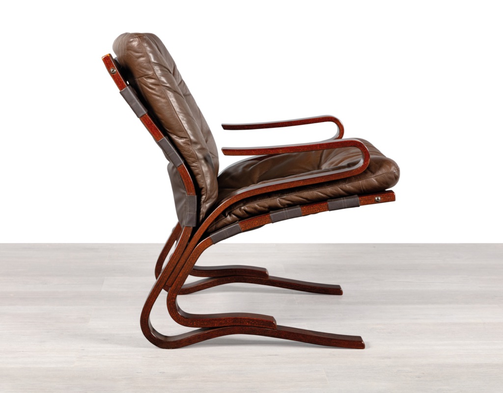 Kengu Armchair by Elsa & Nordahl Solheim for Rybo Rykken & Co Norway 1970s Skyline Chair Leather Original Scandinavian Seating profile