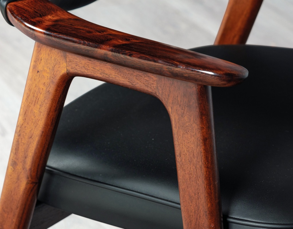 Mid century modern Erik Kirkegaard armchair Hong Mobelfabrik Danish vintage 1960s Brazilian rosewood teak original Scandinavian seating design leather desk chair carver occasional close up arm