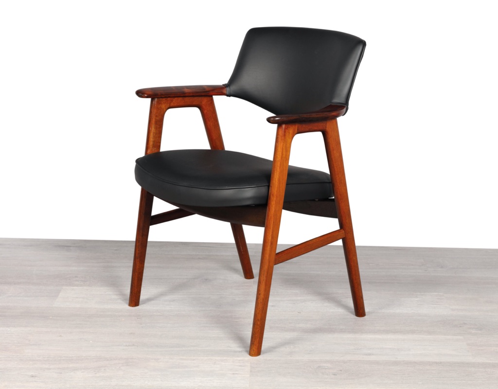 Mid century modern Erik Kirkegaard armchair Hong Mobelfabrik Danish vintage 1960s Brazilian rosewood teak original Scandinavian seating design leather desk chair carver occasional front angle black leather