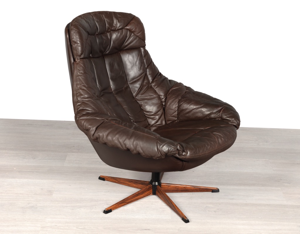 Mid century modern armchair H.W. Klein Danish vintage Silhouette Bramin Mobler swivel leather original Scandinavian design 1970 imported seating couch sofa metal star base laminate Brazilian rosewood
