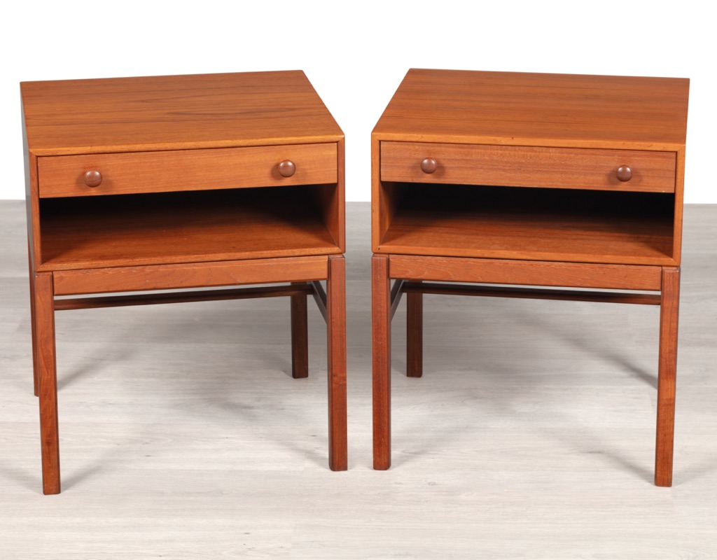 Mid century modern bedside cabinet Sven Engstrom & Gunnar Myrstrand Tingstroms model Casino Danish vintage nightstand Swedish 1960 teak drawer original Scandinavian design two
