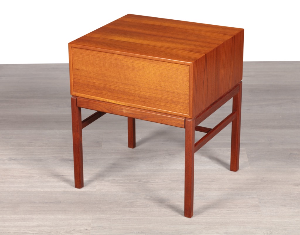 Mid century modern bedside cabinet Sven Engstrom & Gunnar Myrstrand Tingstroms model Casino Danish vintage nightstand Swedish 1960 teak drawer original Scandinavian design back view