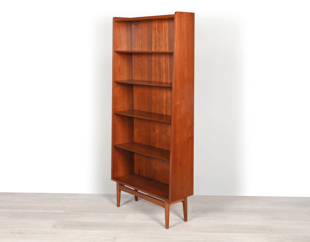 Mid century modern Danish 1960s Bookshelf Johannes Sorth by Nexo Mobelfabrik in teak stretcher base conical shape adjustable shelves on legs