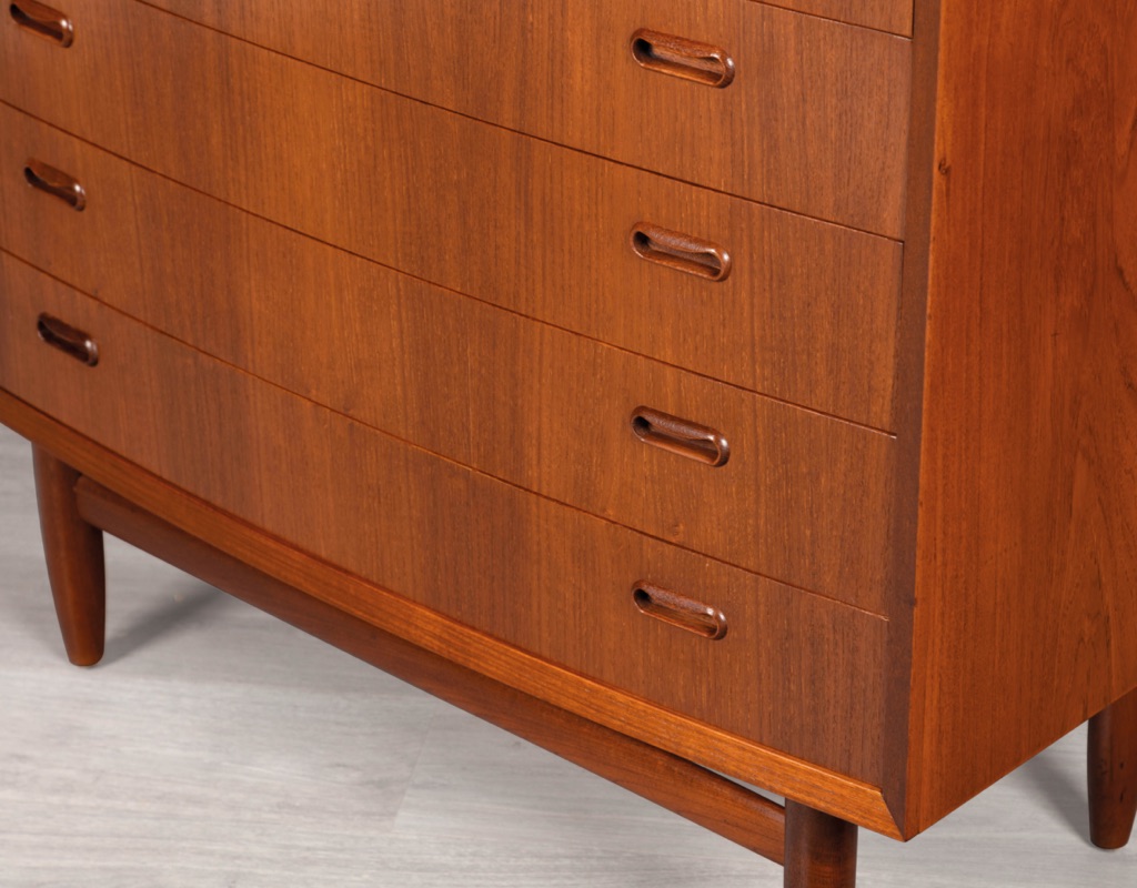 Mid Century Modern Chest of Drawers Danish 1960s Bow Front Teak Tallboy Vintage Denmark Original Scandinavian storage Bedroom Furniture Curved Front Johannes Sorth close up