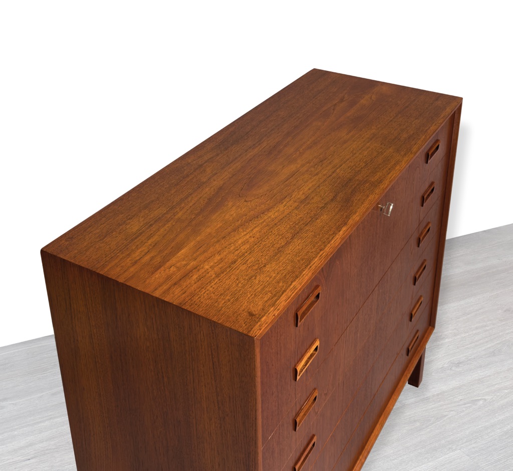 Mid century modern chest of drawers tallboy Danish vintage wide drawers by Kurt Ostervig in teak 1960 Scandinavian original design top view