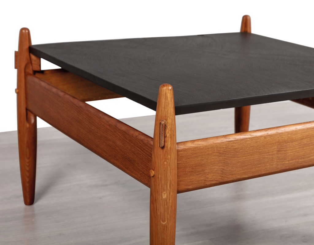 Mid century modern Danish vintage coffee table 1960s European oak slate tabletop style of Sergio Rodrigues Brazil detail