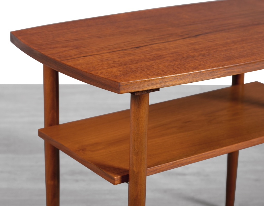 Mid Century Modern Danish Vintage 1960s Coffee Table Occasional Teak Beech Side Lamp Table shelf close up