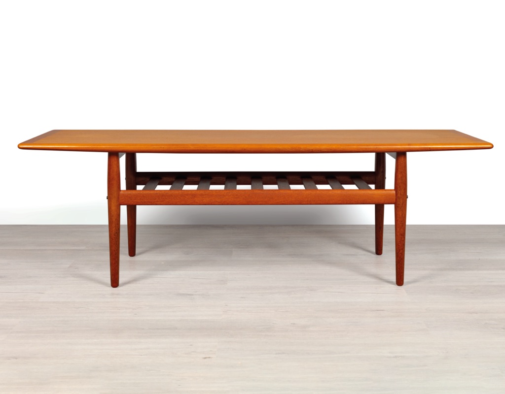 Mid century modern coffee table Grete Jalk Danish 1960 vintage teak Glostrup Mobelfabrik shelf sofa table Scandinavian original design side view