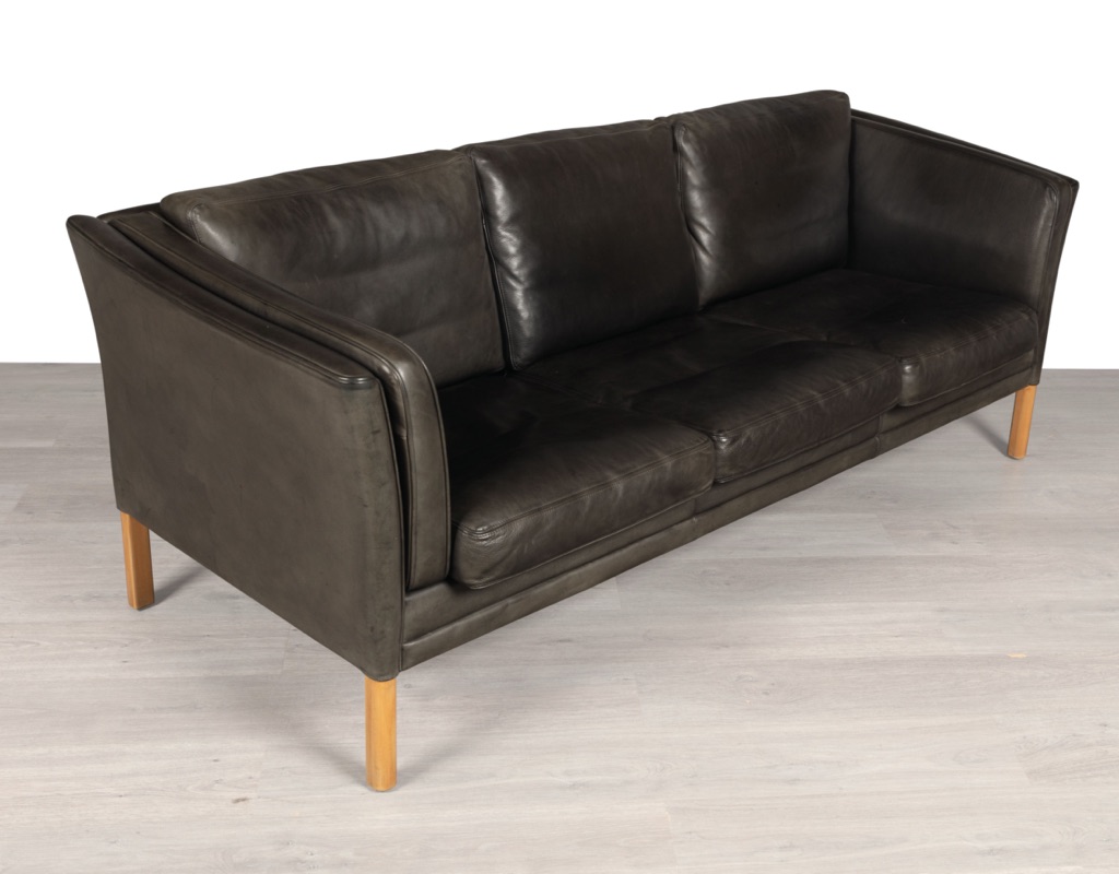 Mid century modern couch sofa Danish vintage Mogens Hansen leather 3 seater Skipper Borge Mogensen design Stouby original Scandinavian imported seating patina beech frame quality thick leather