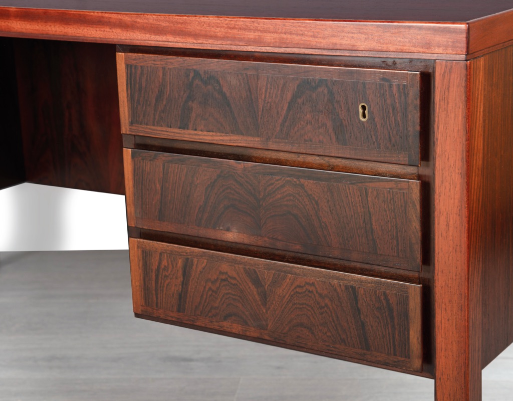 Mid Century Modern Desk Executive Writing_Gunni Omann Omann Jun Model 77 Danish Vintage 1960 Brazilian Rosewood Scandinavian Office Furniture rear storage drop down cupboard key