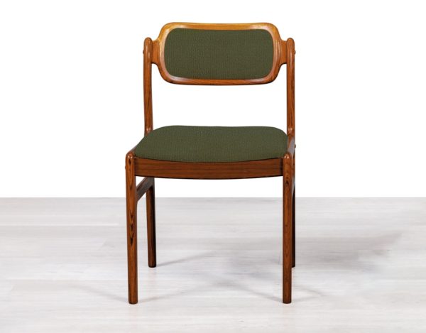 Mid century modern Johannes Andersen dining chairs by Uldum Mobelfabrik in Brazilian rosewood set of eight 1960s Denmark olive green Warwick Fabric