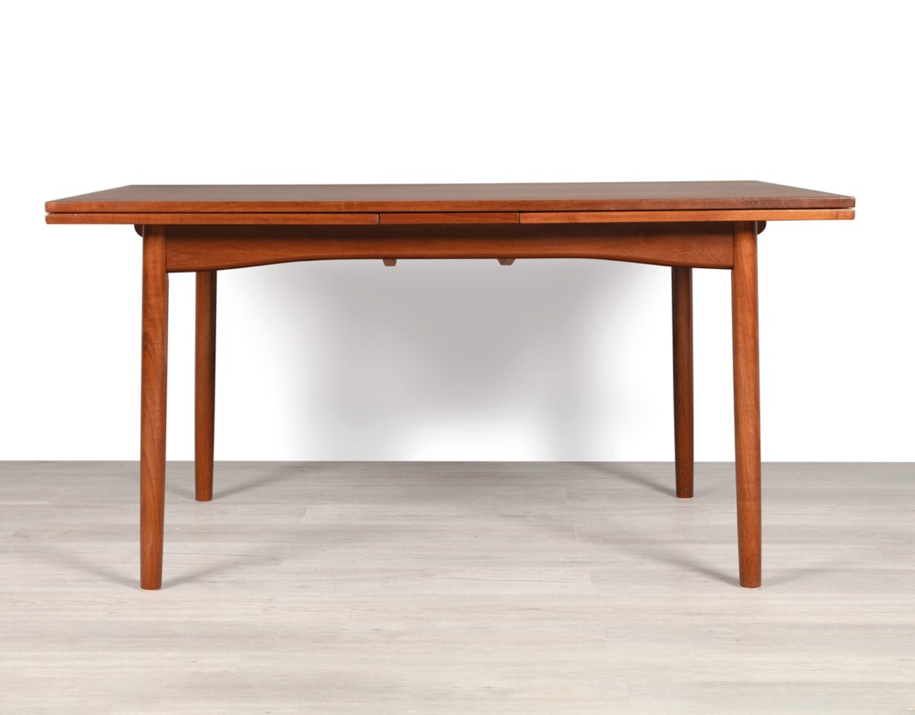 Mid century modern Danish dining table teak draw leaf extension produced by H. Sigh & Sons Mobelfabrik original Scandinavian design cross banding detail restored profile