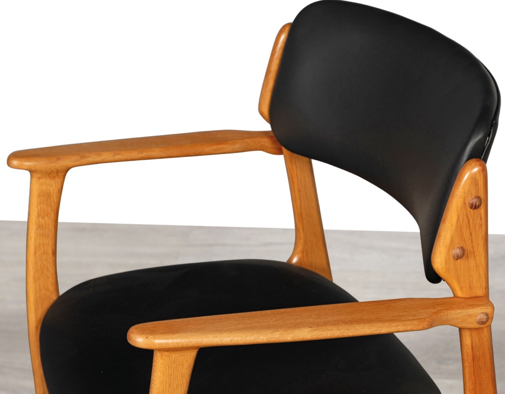 Mid century modern Erik Buch Model 49 dining chairs Danish vintage 1960 seating O.D. Mobler Oddense Mobelfabrik European oak leather set of eight carver armchairs arms