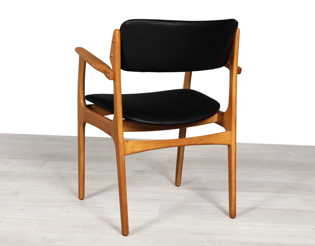 Mid century modern Erik Buch Model 49 dining chairs Danish vintage 1960 seating O.D. Mobler Oddense Mobelfabrik European oak leather set of eight carver armchairs back view