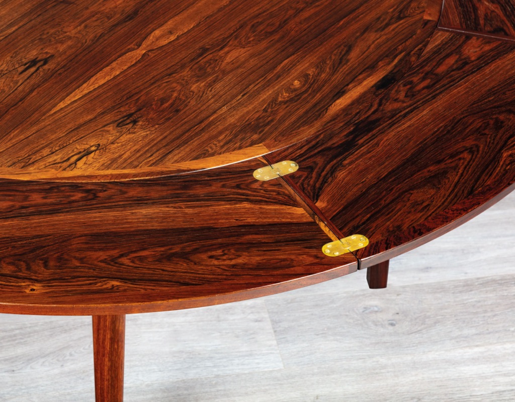 Mid century modern Dyrlund Flip Flap Lotus Round Extension Dining Table Brazilian Rosewood Brass Hinges Danish Vintage 1960s Original close up of hinges