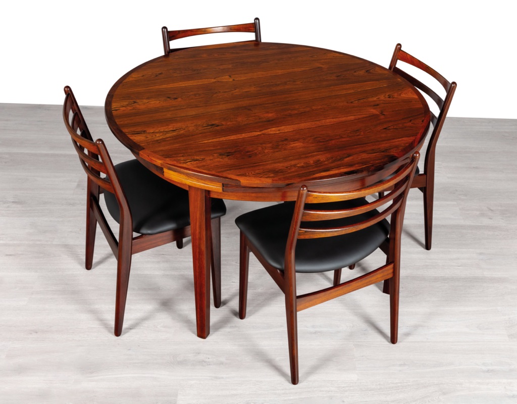 Mid century modern Dyrlund Flip Flap Lotus Round Extension Dining Table Brazilian Rosewood Brass Hinges Danish Vintage 1960s Original closed up chairs