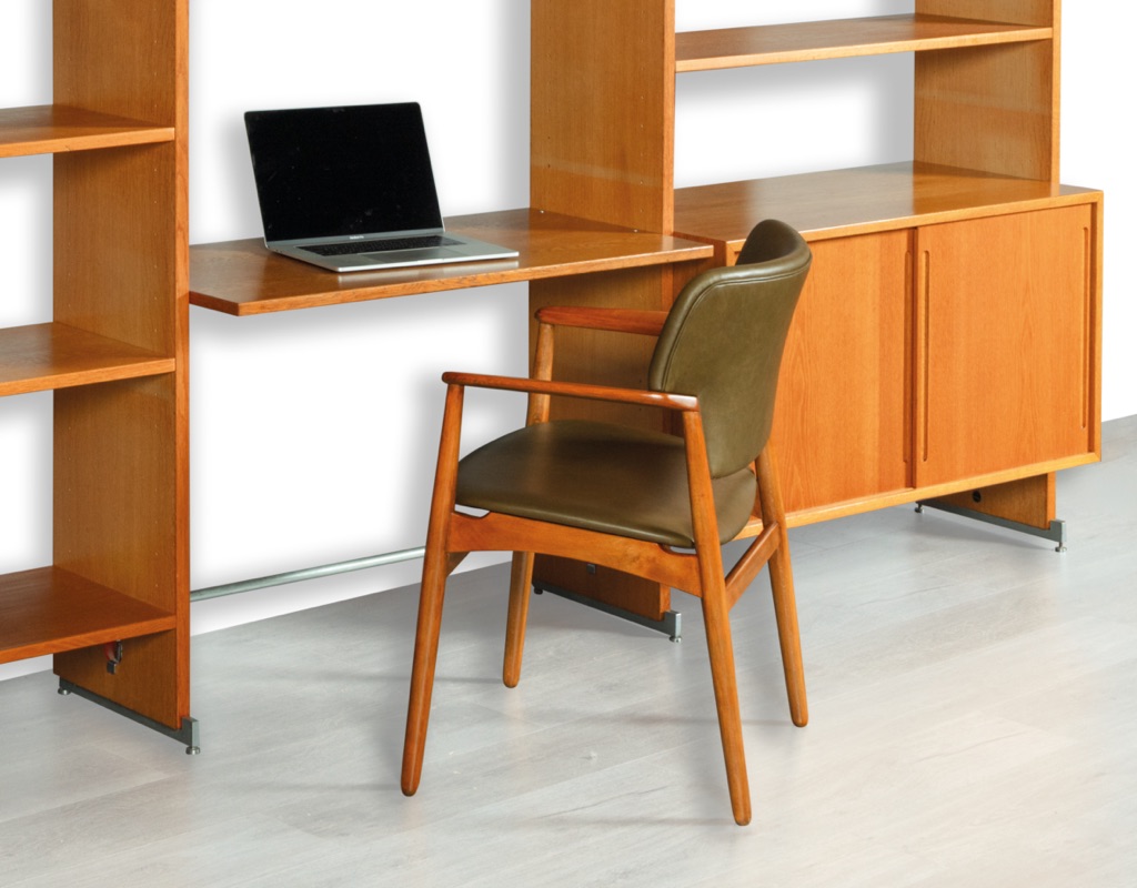 Hans J. Wegner Mid Century Modern RY100 Shelving System RY100 RY Mobler Bookshelf European oak vintage storage 1960 Scandinavian modular steel feet study desk
