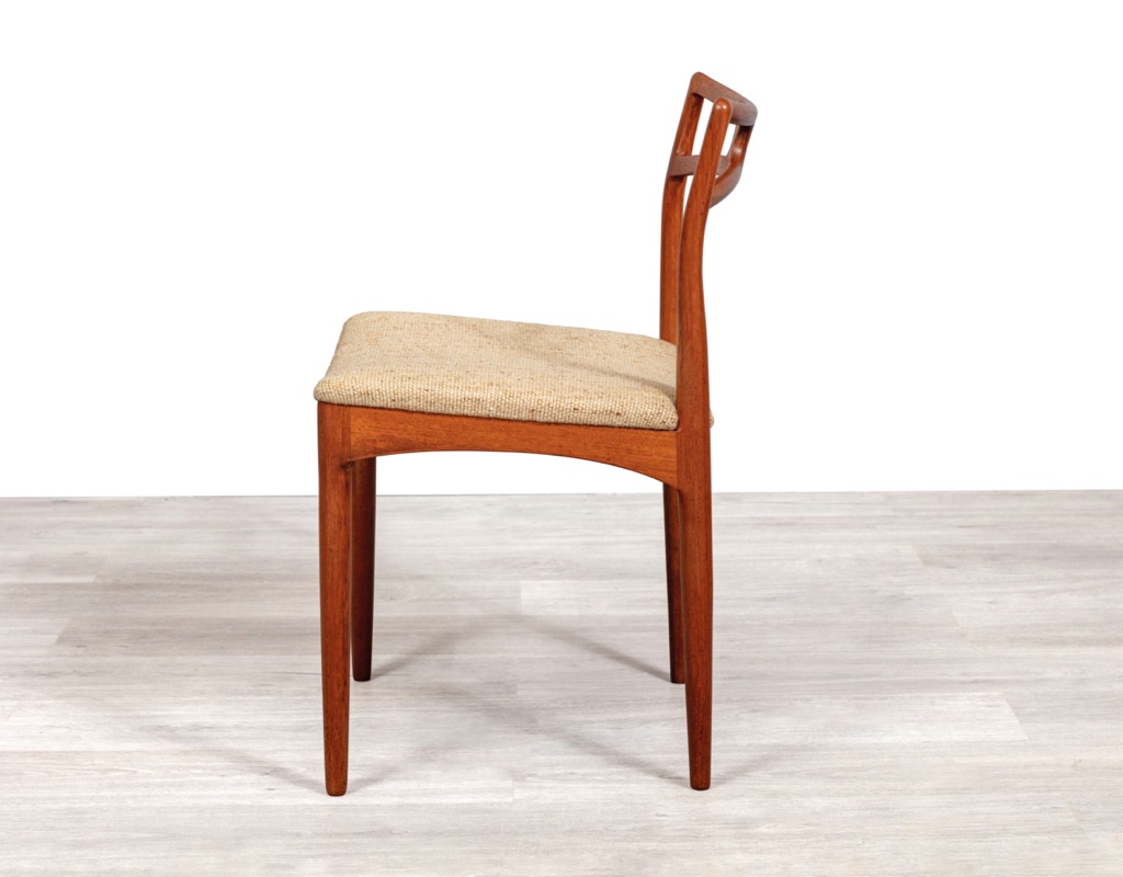 Mid century modern Johannes Andersen Dining Chairs Model 94 Danish vintage imported seating Denmark original Scandinavian design by Chr. Linnebergs Mobelfabrik Christian Linneberg side view