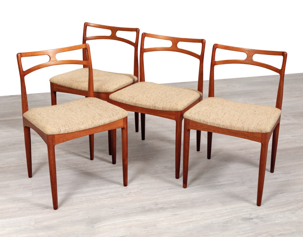 Mid century modern Johannes Andersen Dining Chairs Model 94 Danish vintage imported seating Denmark original Scandinavian design by Chr. Linnebergs Mobelfabrik Christian Linneberg set of four in original upholstery