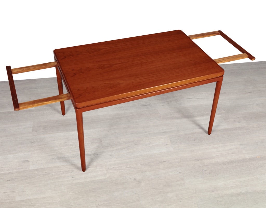 Mid century modern Johannes Andersen dining table by Christian Linnebergs Mobelfabrik Danish vintage 1960s extension teak table with concealed leaves Denmark Scandinavian pull out supporting arms
