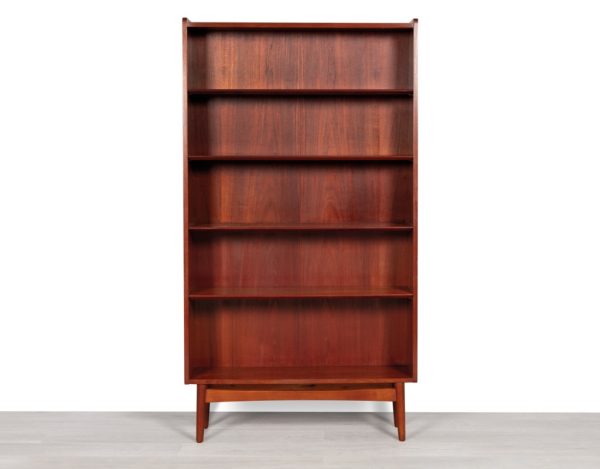 Mid century modern bookshelf by Johannes Sorth for Nexo Mobelfabrik in Denmark 1960s in teak conical shape Scandinavian vintage shelving