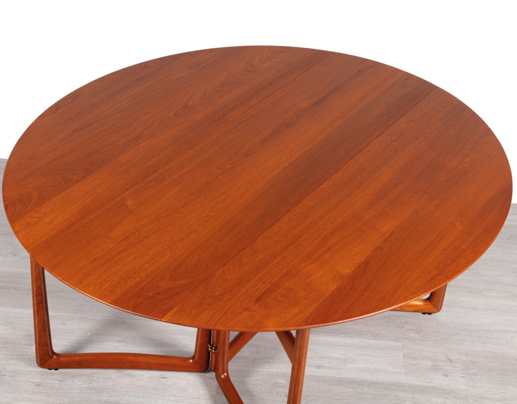 Mid century modern Danish drop leaf dining table by Peter Hvidt & Orla Molgaard Nielsen For France & Son Denmark 1950s solid teak top oval design gate leg grain top