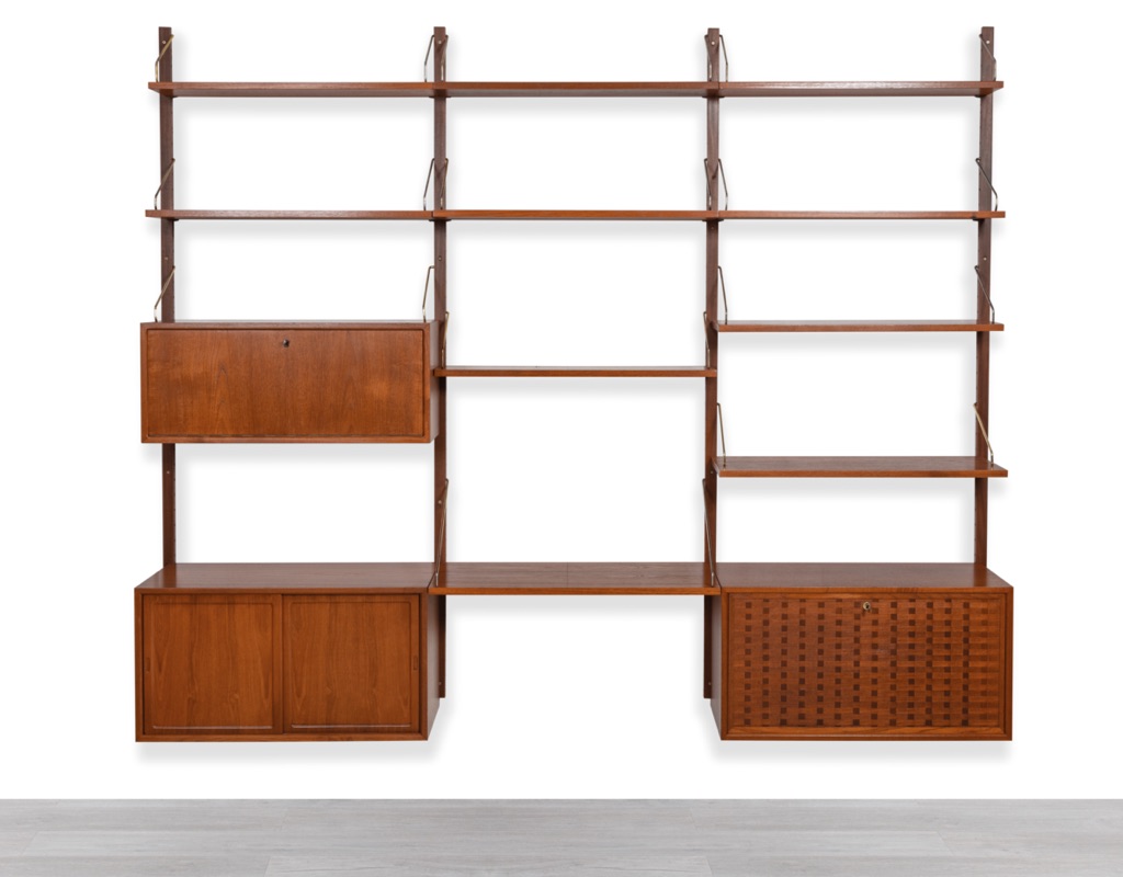 Mid century modern Poul Cadovius Royal shelving system by CADO Denmark 1950 modular wall mounted shelving unit in teak imported original Scandinavian design for storage