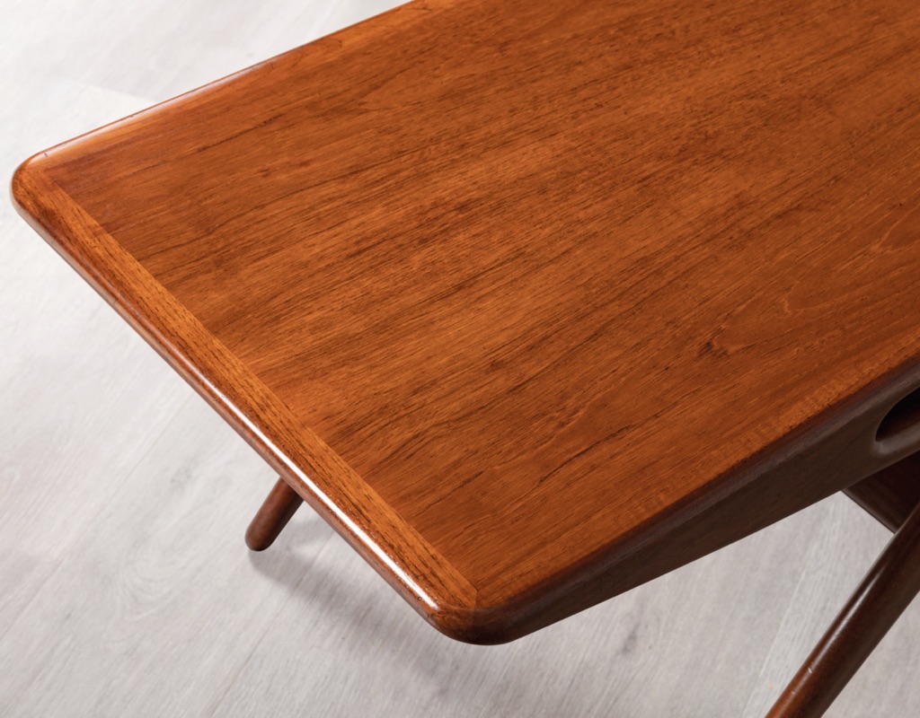 Mid century modern Smile Coffee Table by Johannes Andersen for CFC Silkeborg in teak Danish original vintage 1950 imported corner