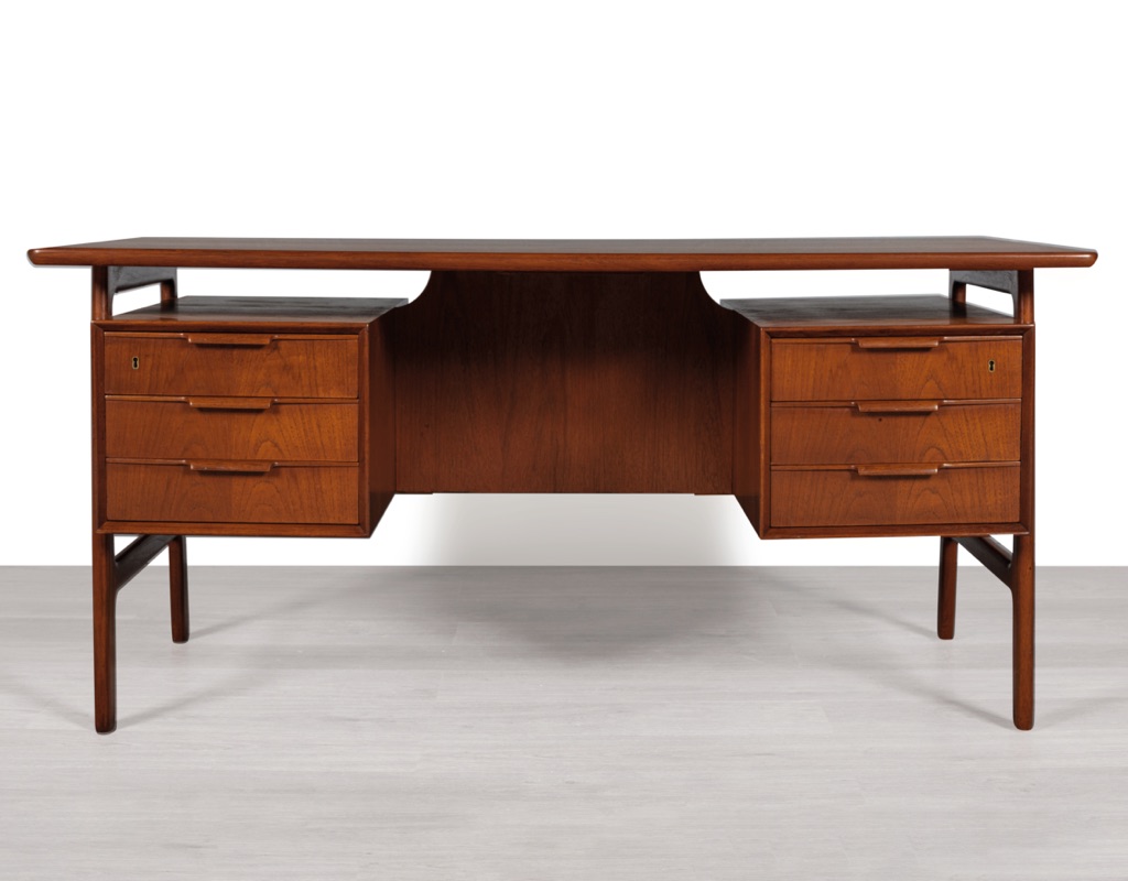 Mid Century Modern Danish Writing Desk Omann Jun Model 75 Gunni Omann 1960 Vintage Office Furniture Home Office Table Scandinavian Original Design Teak Rosewood floating top drawers lockable original key