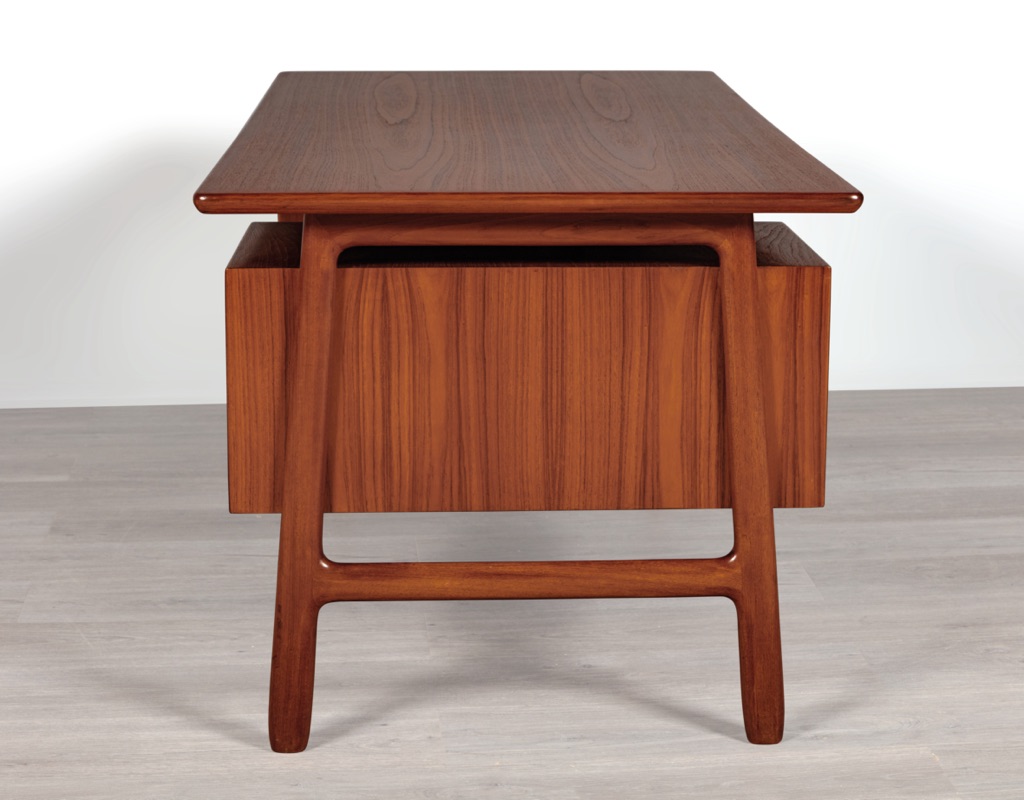 Mid Century Modern Danish Writing Desk Omann Jun Model 75 Gunni Omann 1960 Vintage Office Furniture Home Office Table Scandinavian Original Design Teak Rosewood side view organic legs