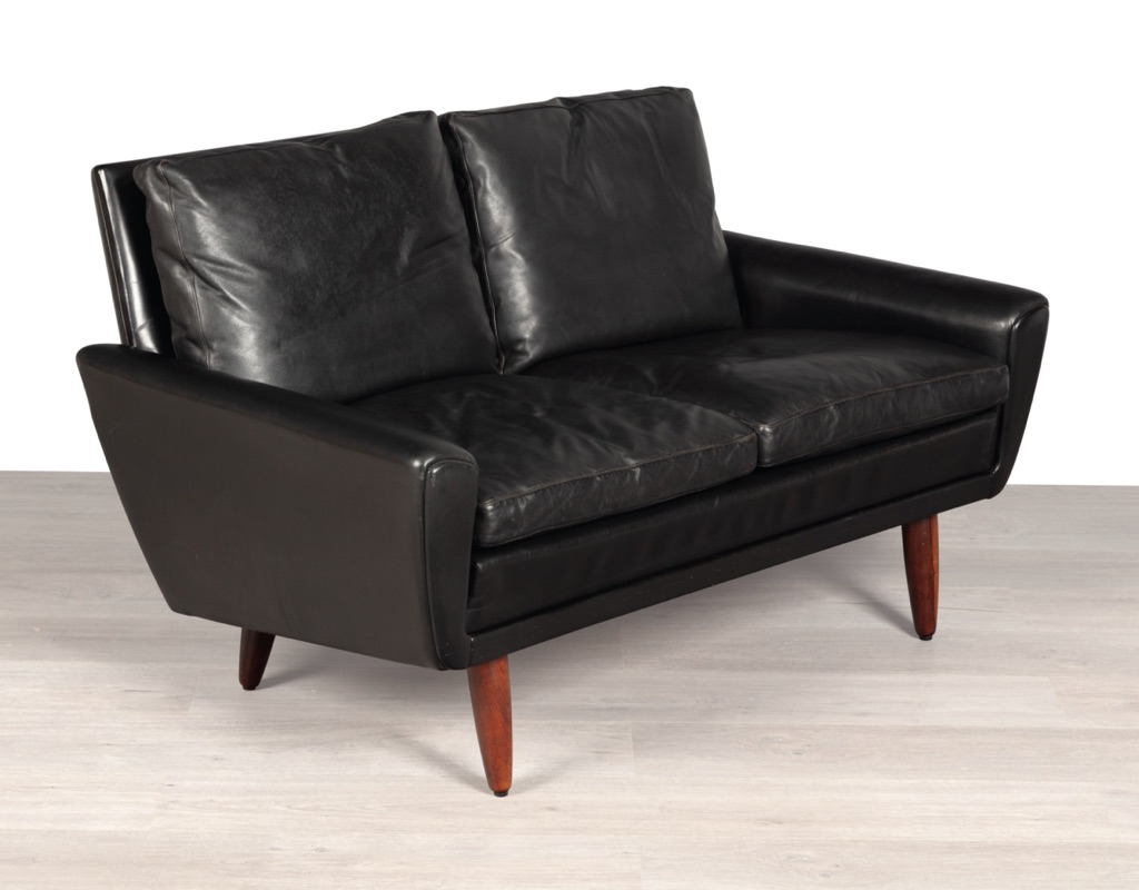 Mid century modern Danish 1960s black leather 2 seater sofa by Georg Thams for AS Vejen Polstermobelfabrikj Model 64 Solid Brazilian Rosewood legs original Scandinavian design