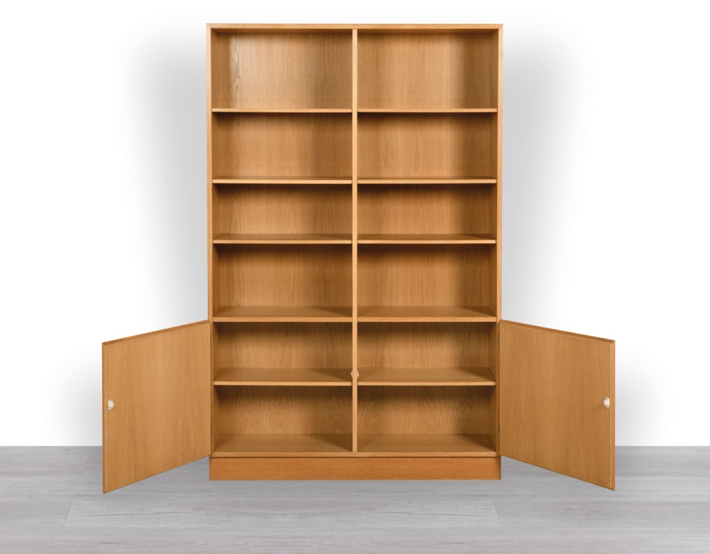 Mid century modern Poul Hundevad bookshelf Danish vintage 1960 shelving Hundevad Mobelfabrik oak cupboard Scandinavian design Carlo Jensen Adjustable Shelving