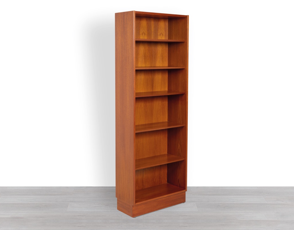 Mid century modern Poul Hundevad bookshelf Danish vintage 1960 shelving Hundevad Mobelfabrik narrow teak Scandinavian design Carlo Jensen Plinth Base