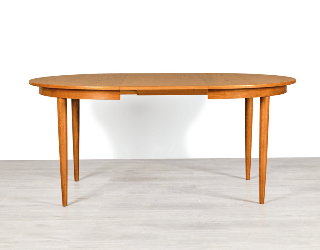 Mid century modern dining table Danish 1960s European oak round extension Skovmand & Andersen Denmark original Scandinavian tables profile