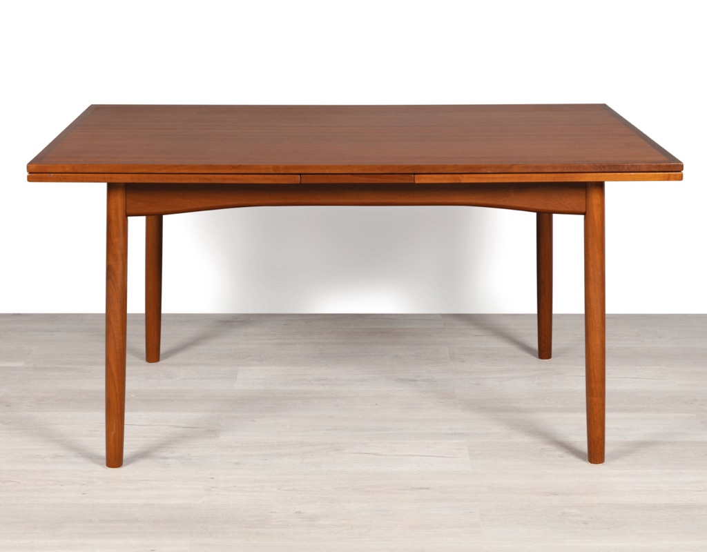 Mid century modern Danish dining table teak draw leaf extension produced by H. Sigh & Sons Mobelfabrik original Scandinavian design cross banding detail restored