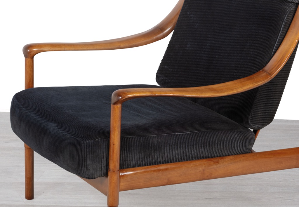 Antimott Armchair Wilhelm Knoll German 1950s Cherrywood Wilhelm Knoll Germany Mid Century Modern Seating Arm Detail