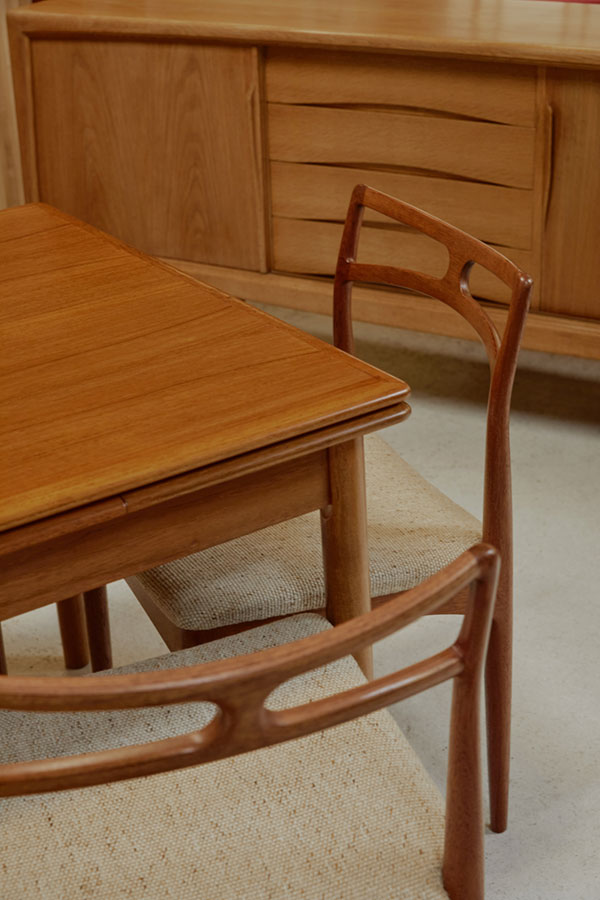 mid-century-furniture-melbourne-dining-chairs