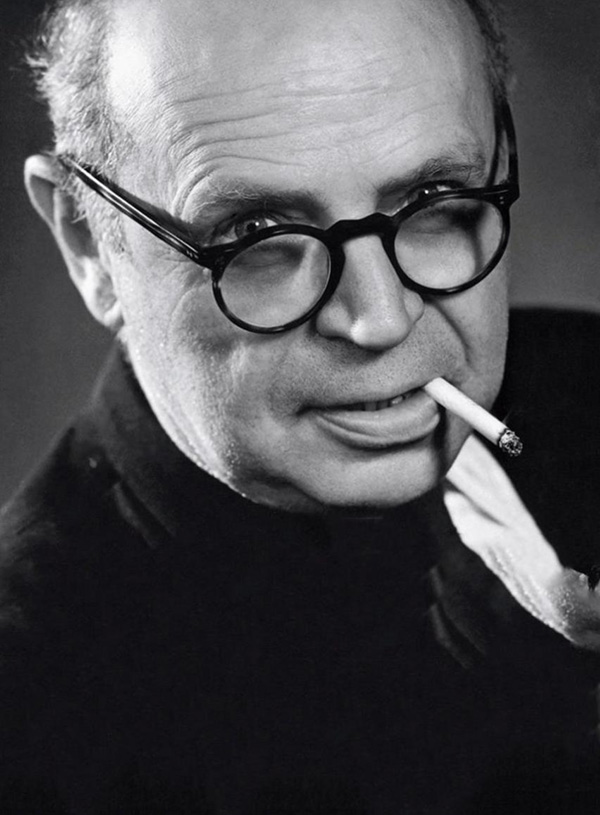 Poul Henningsen
